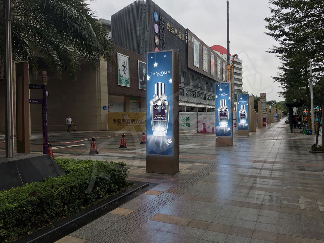 新疆乌鲁木齐在公交站台上投广告要多少钱济南市莱芜区凤城街道圆满完成户外高立柱广告拆除工作