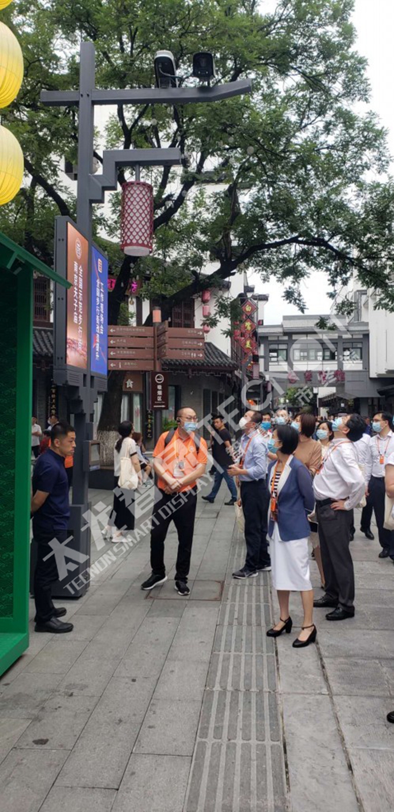 LED灯杆屏-智慧路灯-南京夫子庙 (7).jpg
