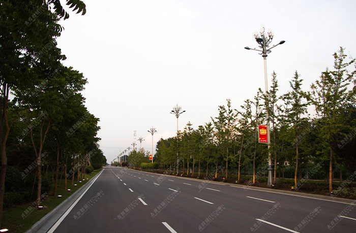 LED灯杆屏