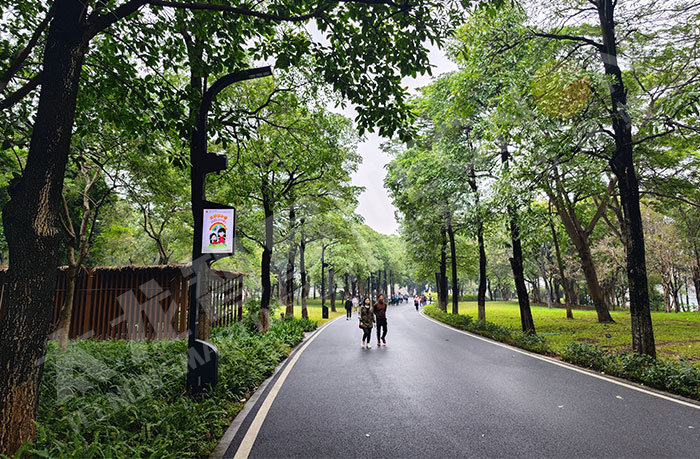 车路协同智慧路灯屏自动驾驶信息推送 车路协同智慧路灯屏自动驾驶信息推送