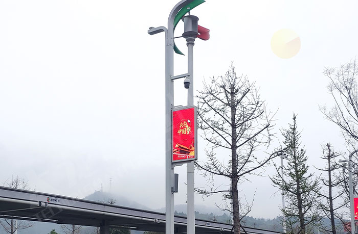 智慧LED灯杆屏红色文化传播.jpg