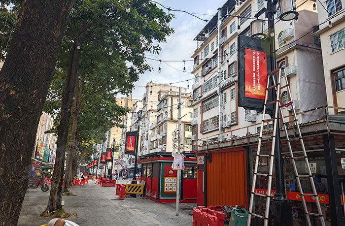 LED灯杆屏